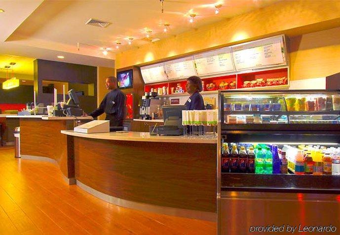 Courtyard By Marriott New York Laguardia Airport Hotel Restoran foto