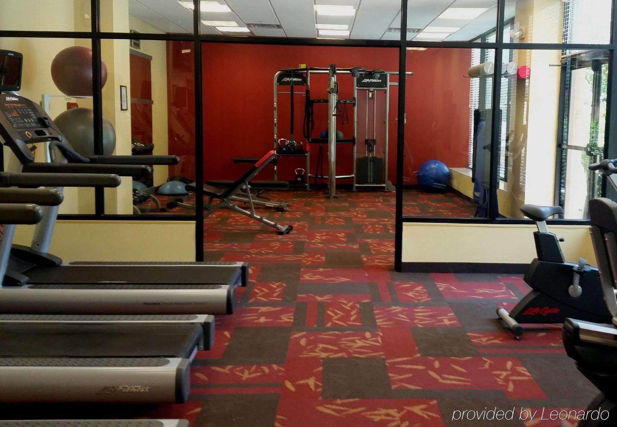 Courtyard By Marriott New York Laguardia Airport Hotel Bagian luar foto