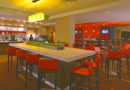Courtyard By Marriott New York Laguardia Airport Hotel Bagian luar foto